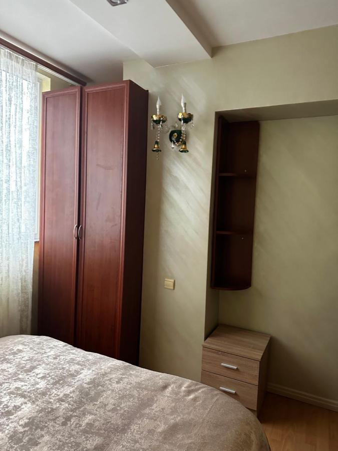 Saryan 29 Apartamento Erevan Exterior foto