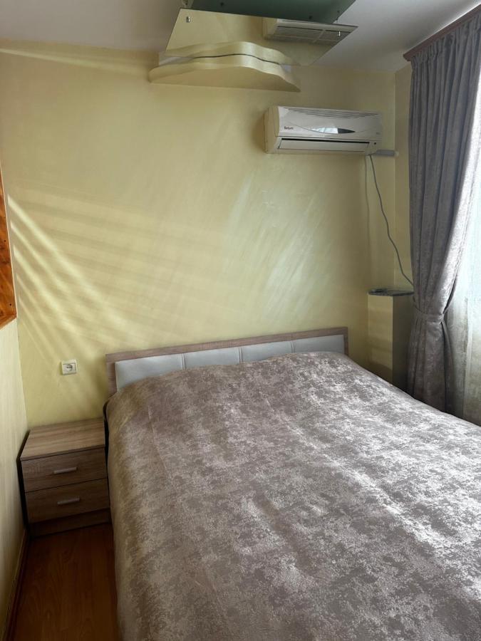 Saryan 29 Apartamento Erevan Exterior foto